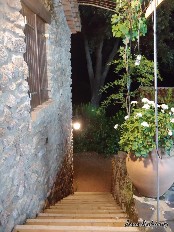 La Simona Casa Rural Perales del Puerto Kültér fotó