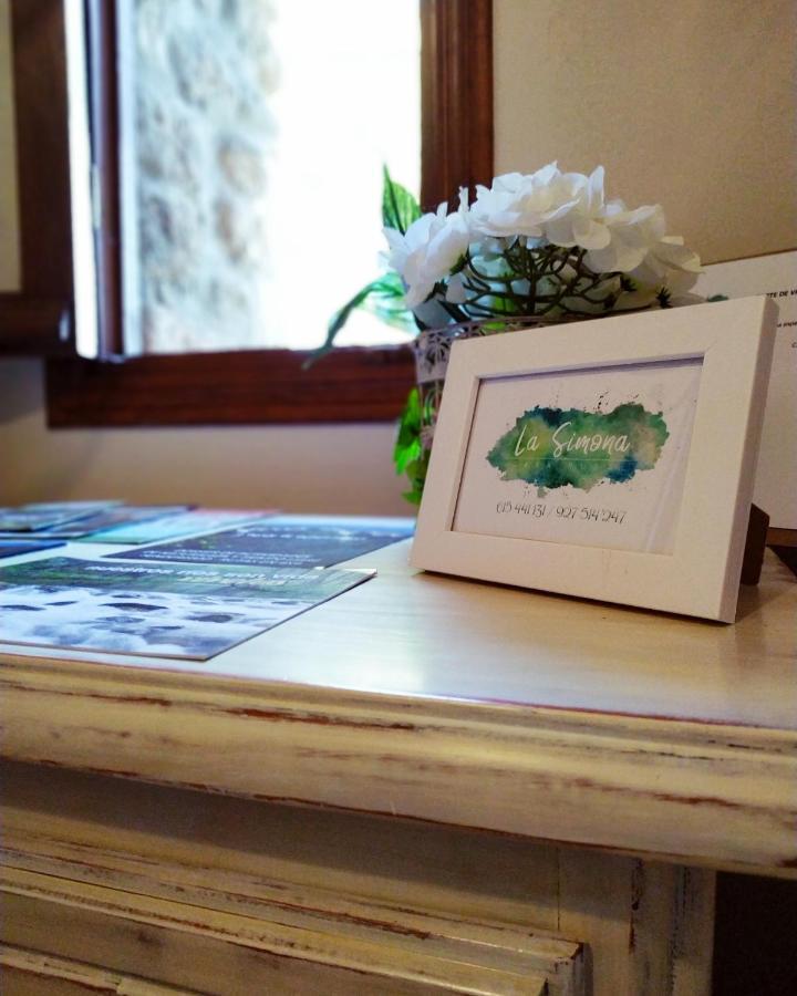 La Simona Casa Rural Perales del Puerto Kültér fotó