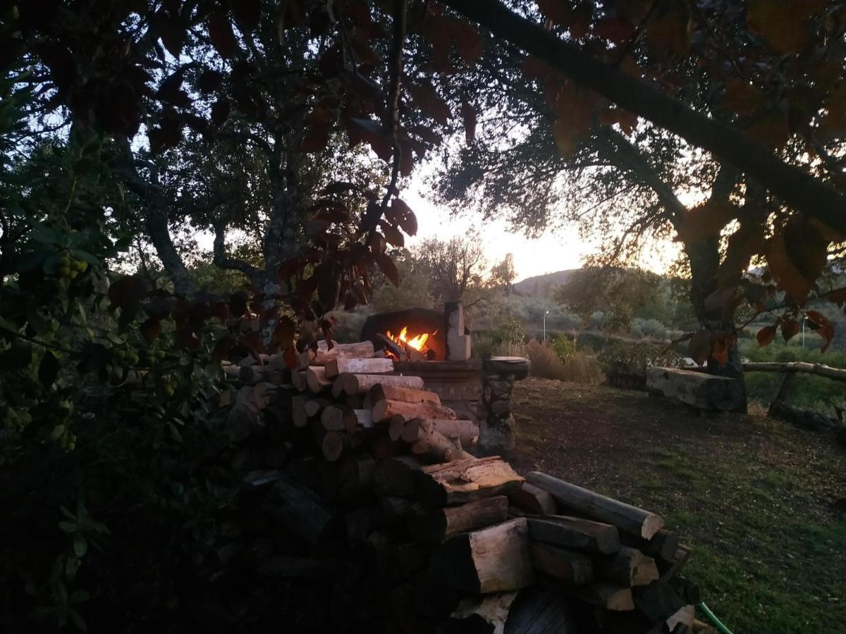 La Simona Casa Rural Perales del Puerto Kültér fotó